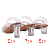 Beliebte transparente Sommersandalen aus Schaffell mit Perlen